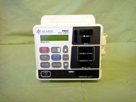 Ivac-Alaris-4415c-NIBP-monitor